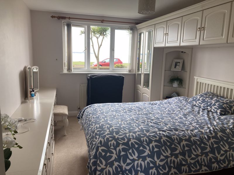 52 Marine Parade West